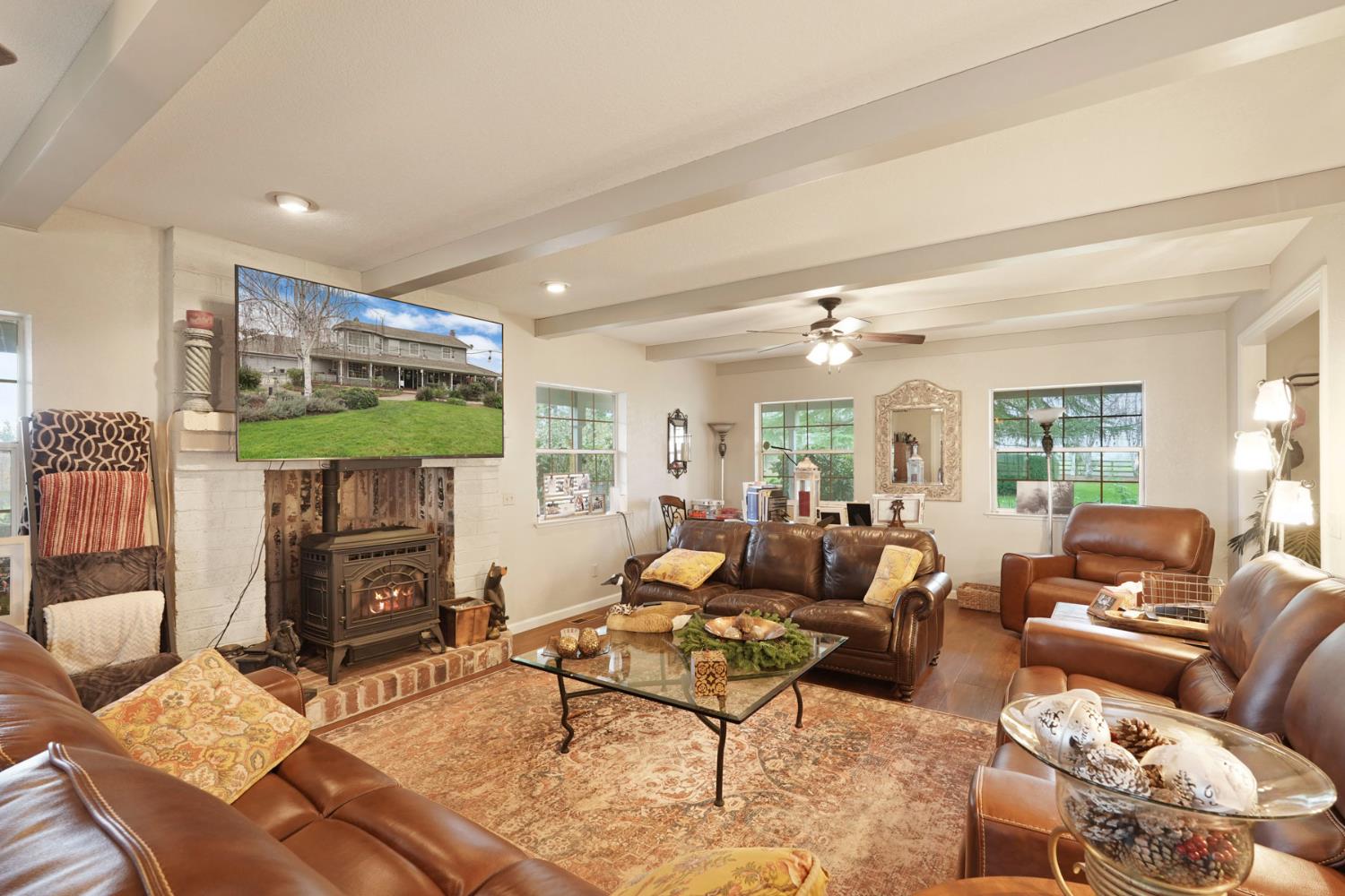 Lodi, California, 95240, United States, 3 Bedrooms Bedrooms, ,3 BathroomsBathrooms,Residential,Active,2001349