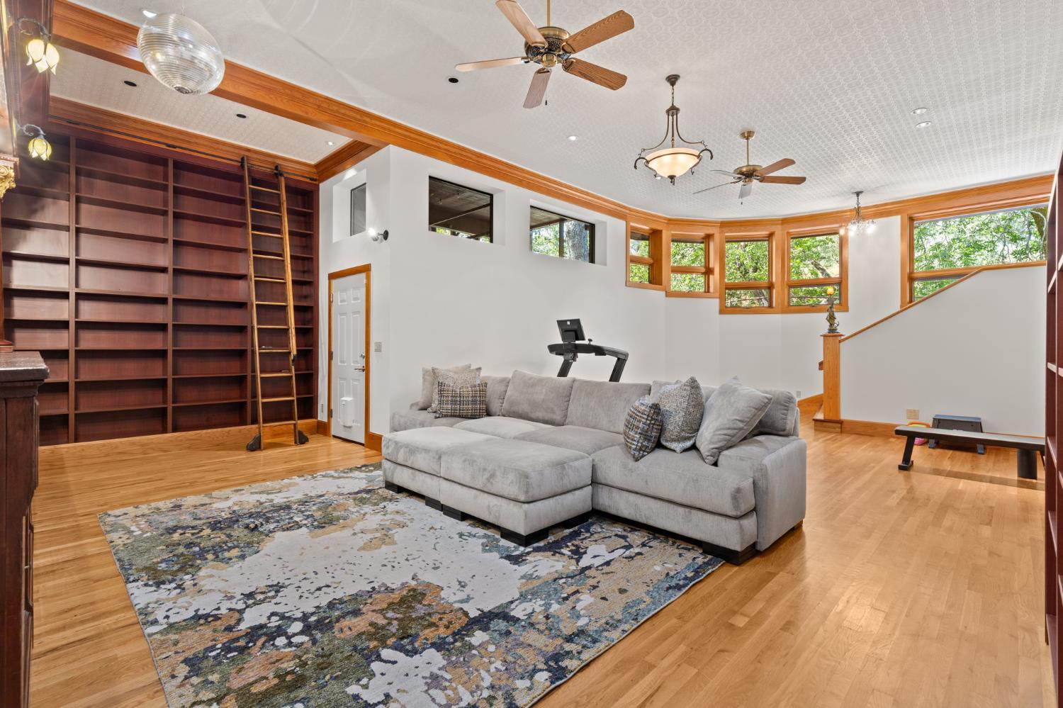 Sutter Creek, California, 95685, United States, 2 Bedrooms Bedrooms, ,4 BathroomsBathrooms,Residential,Active,2038151