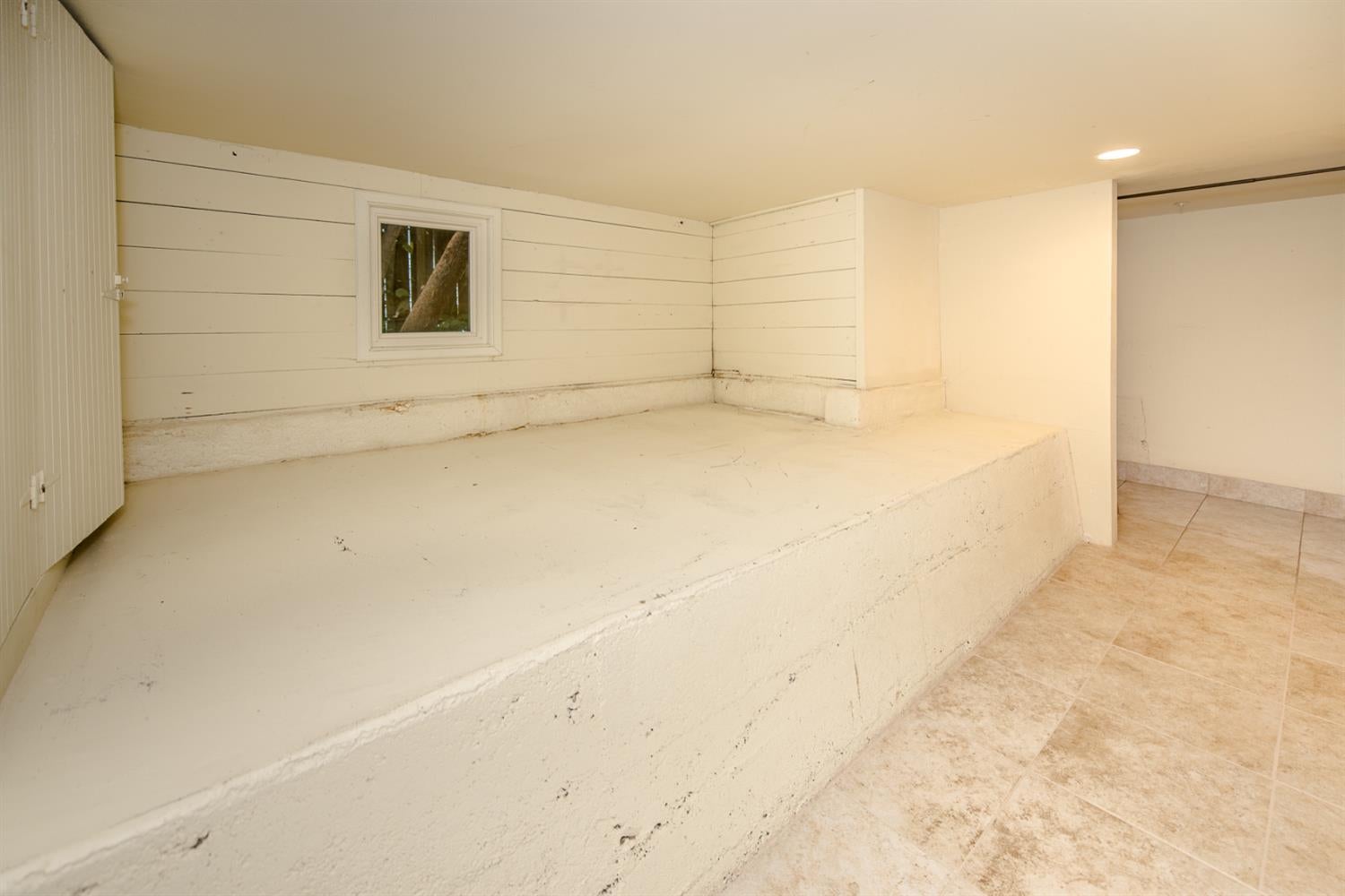 Woodland, California, 95695, United States, 5 Bedrooms Bedrooms, ,4 BathroomsBathrooms,Residential,Active,1843839