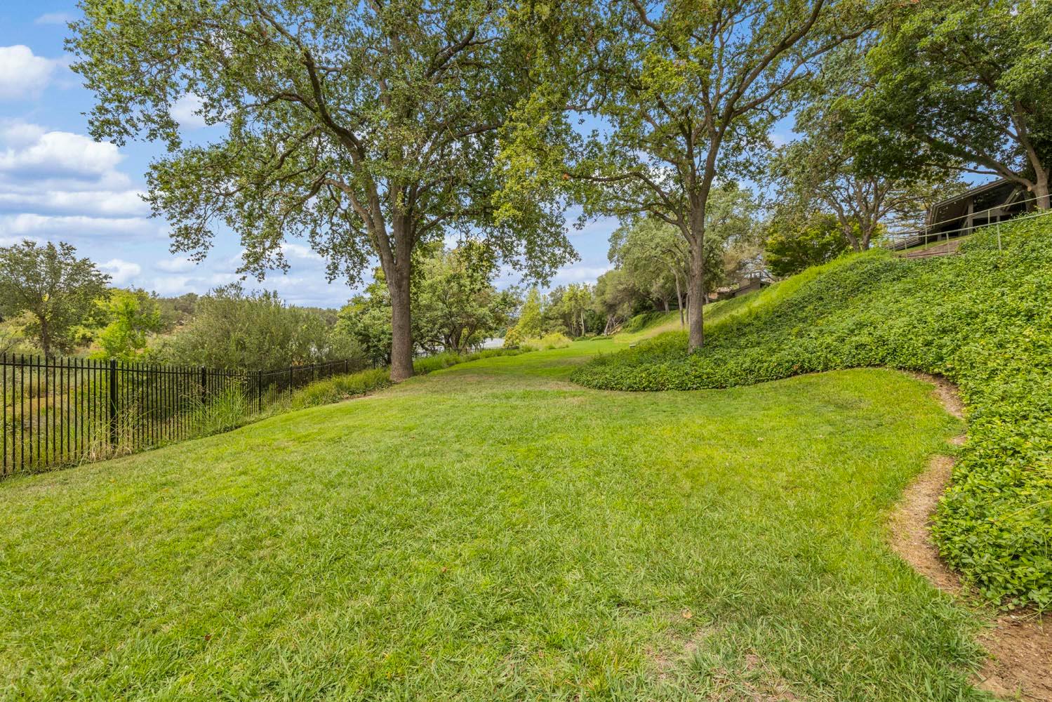 Carmichael, California, 95608, United States, 4 Bedrooms Bedrooms, ,3 BathroomsBathrooms,Residential,Active,2007341