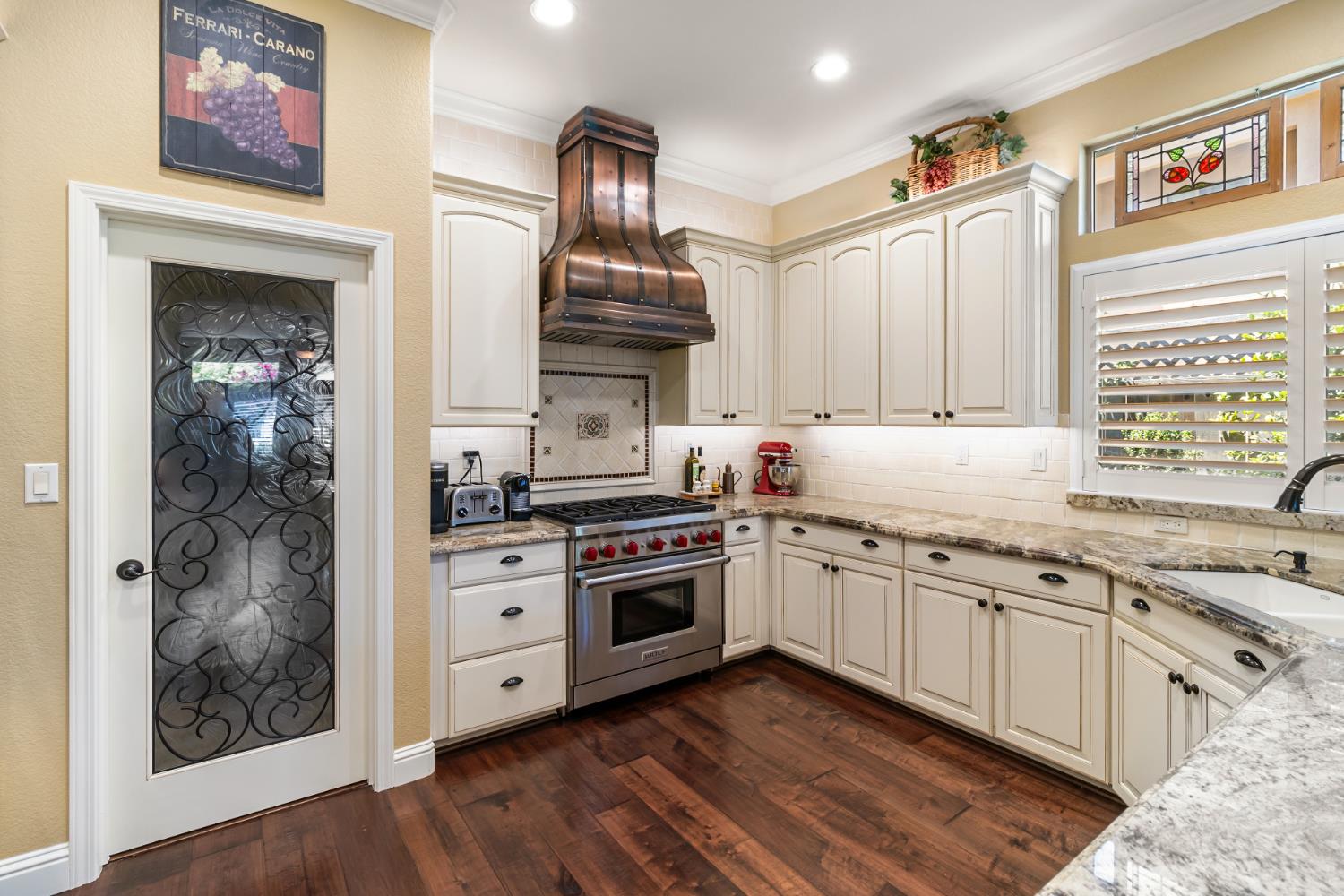 West Sacramento, California, 95605, United States, 4 Bedrooms Bedrooms, ,3 BathroomsBathrooms,Residential,Active,1929784