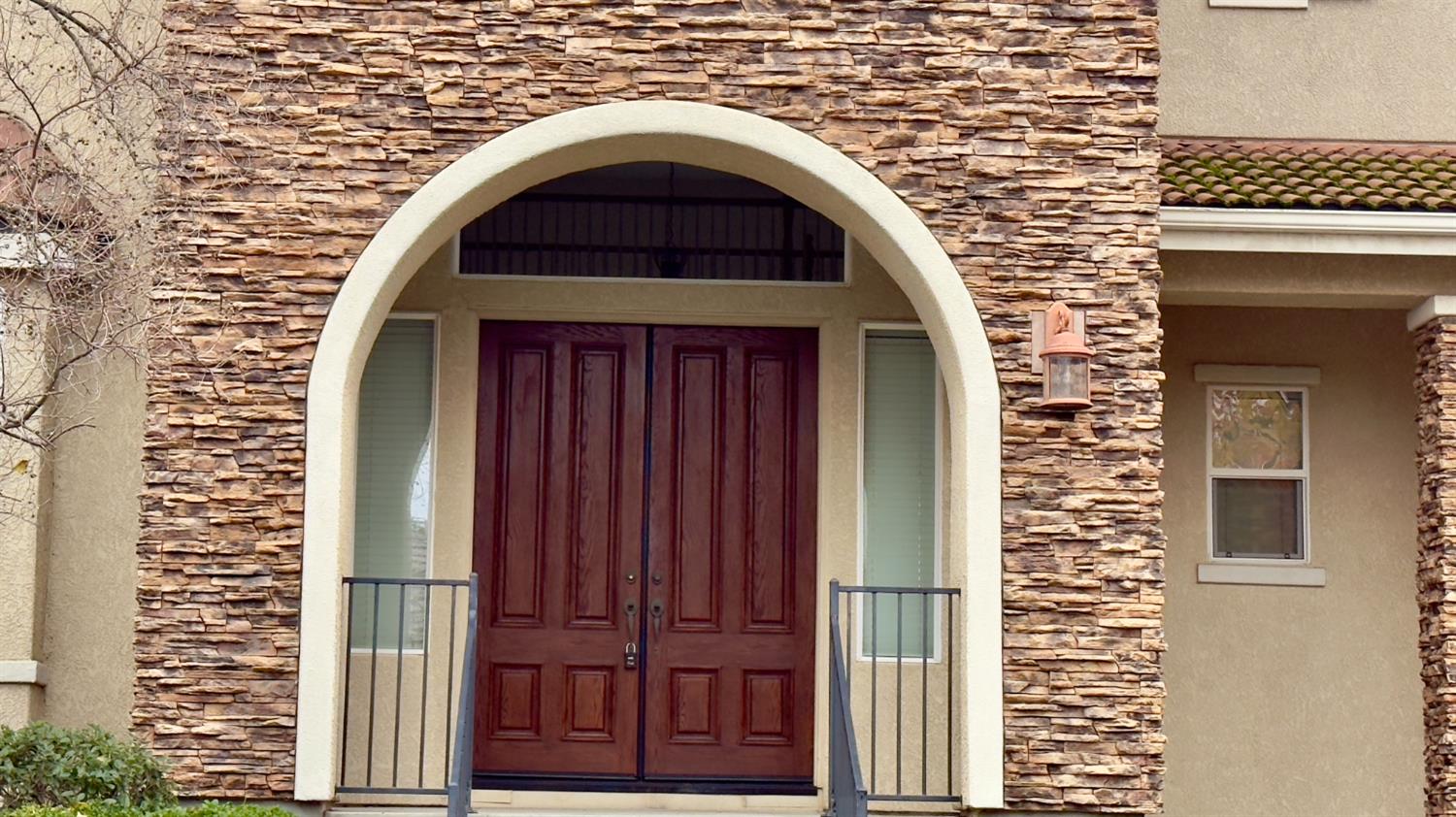 Roseville, California, 95661, United States, 5 Bedrooms Bedrooms, ,4 BathroomsBathrooms,Residential,Active,2006825