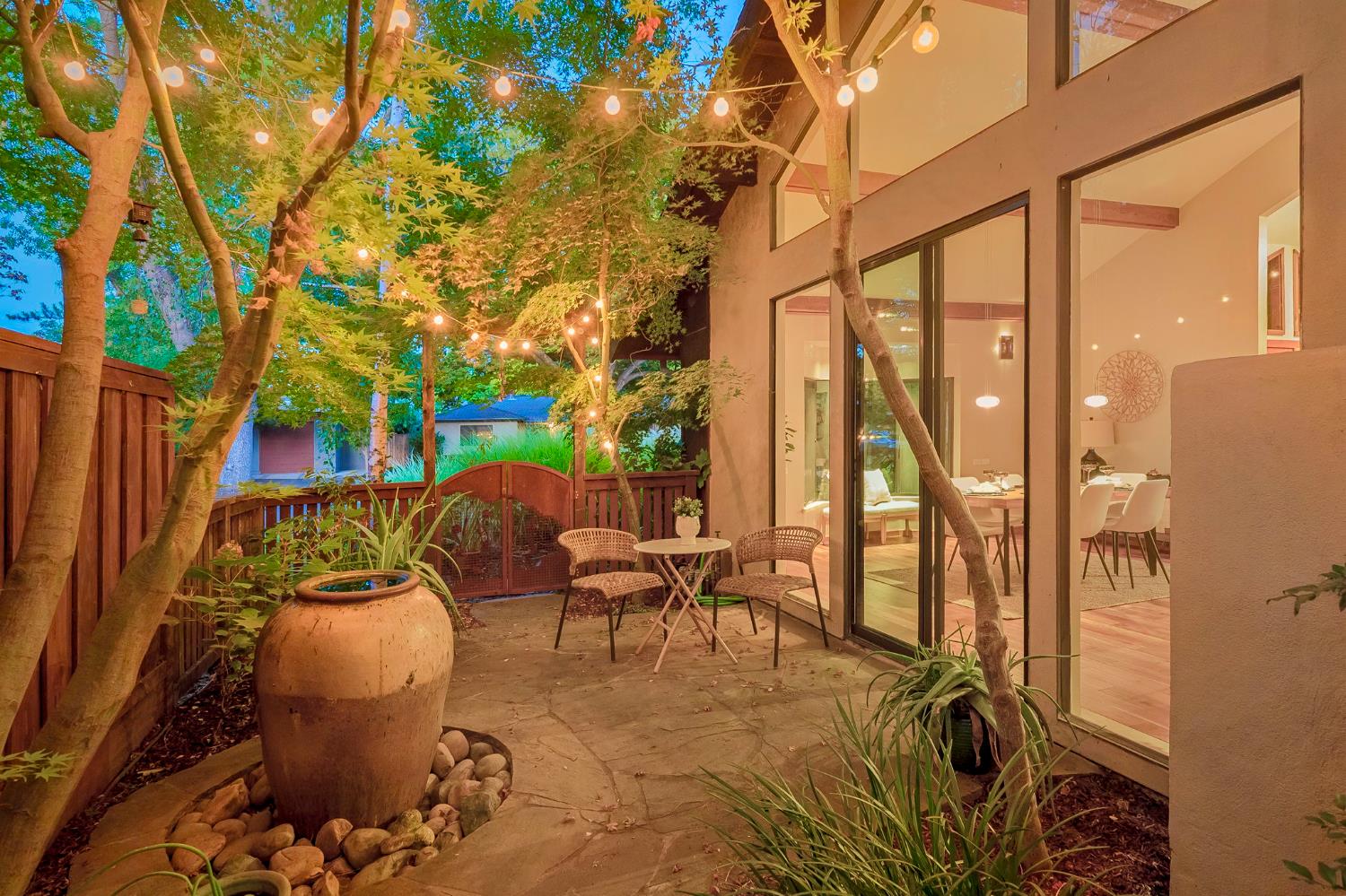 Davis, California, 95616, United States, 4 Bedrooms Bedrooms, ,4 BathroomsBathrooms,Residential,Active,1922349