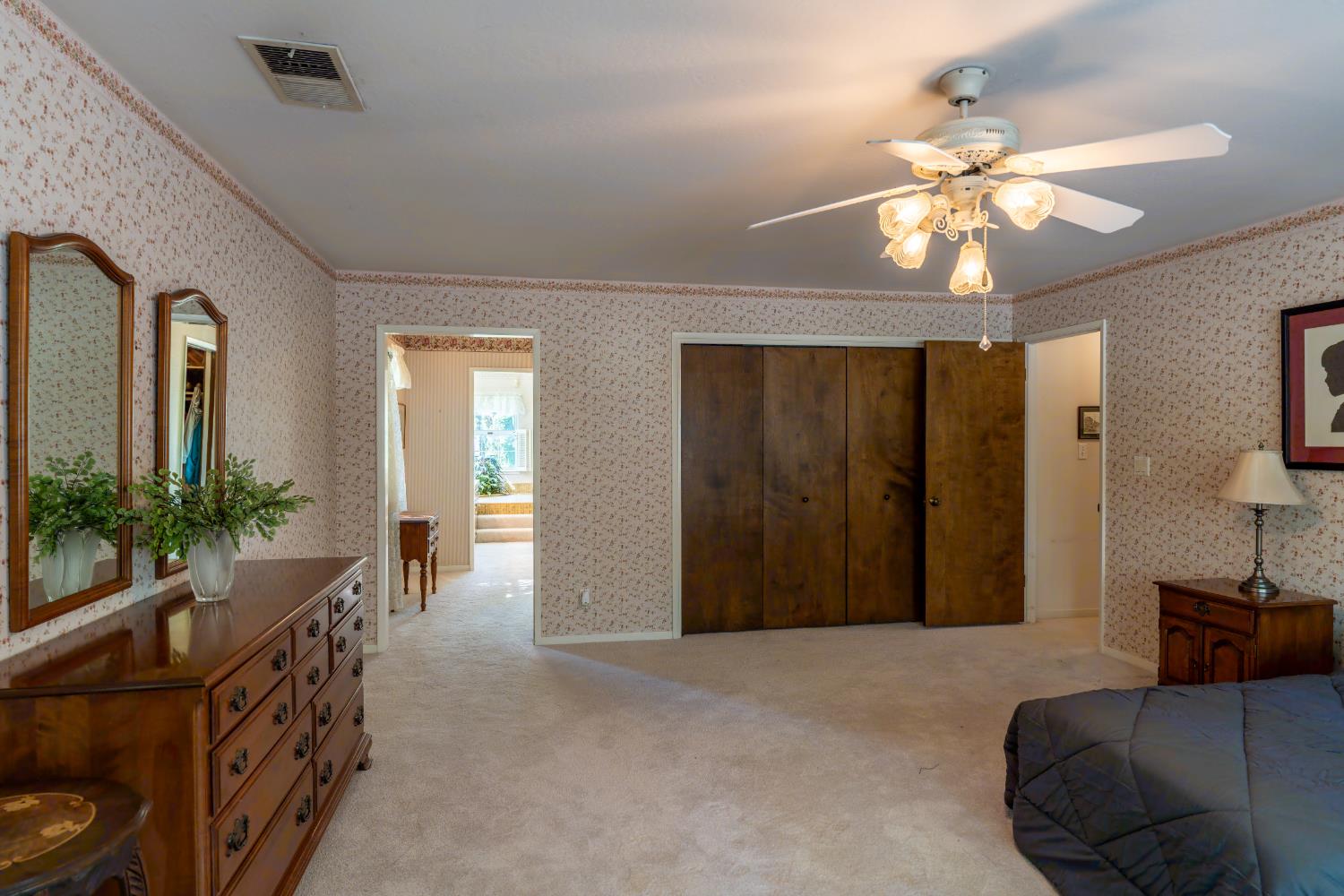Woodland, California, 95695, United States, 5 Bedrooms Bedrooms, ,5 BathroomsBathrooms,Residential,Active,1907974