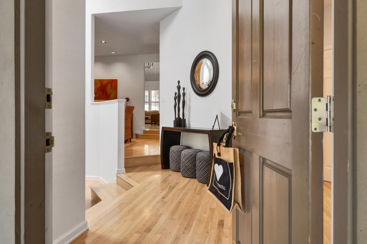 Carmichael, California, 95608, United States, 4 Bedrooms Bedrooms, ,3 BathroomsBathrooms,Residential,Active,2007341