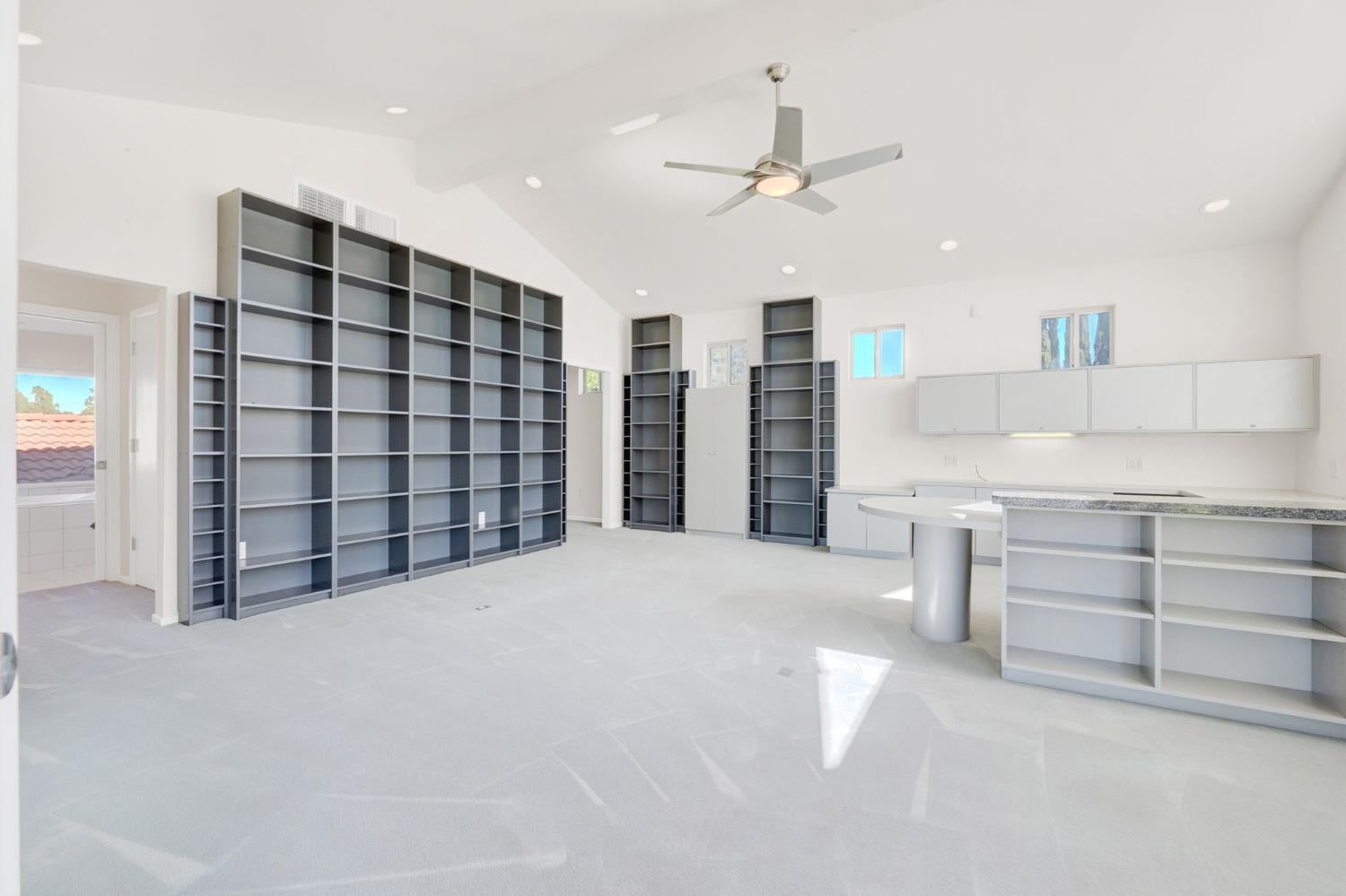 Davis, California, 95618, United States, 5 Bedrooms Bedrooms, ,4 BathroomsBathrooms,Residential,Active,1960157