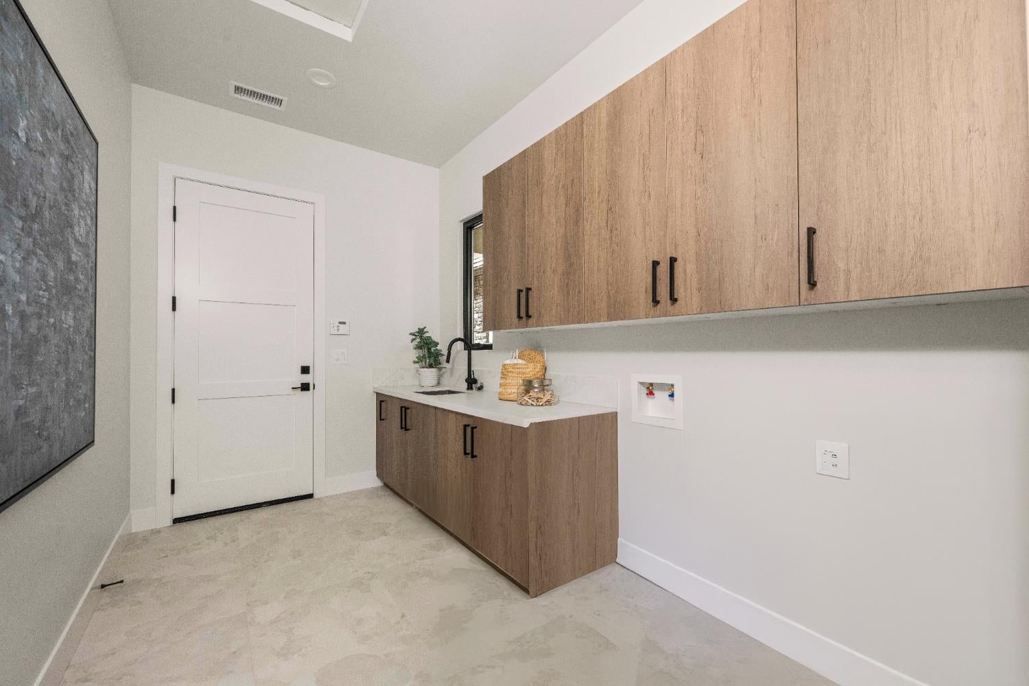 Meadow Vista, California, 95722, United States, 4 Bedrooms Bedrooms, ,4 BathroomsBathrooms,Residential,Active,2006812