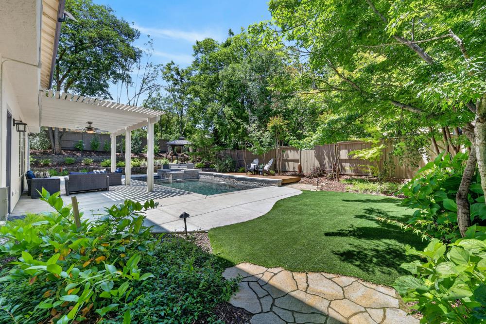 El Dorado Hills, California, 95762, United States, 5 Bedrooms Bedrooms, ,3 BathroomsBathrooms,Residential,Pending,2045616