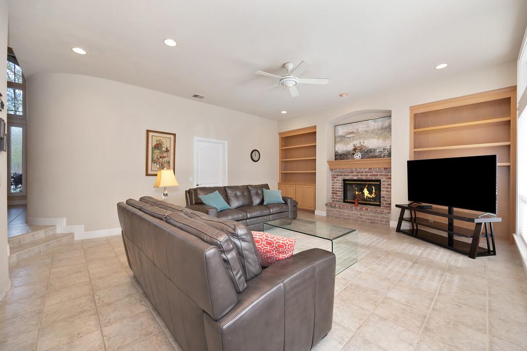 Granite Bay, California, 95746, United States, 4 Bedrooms Bedrooms, ,4 BathroomsBathrooms,Residential,Active,2001075