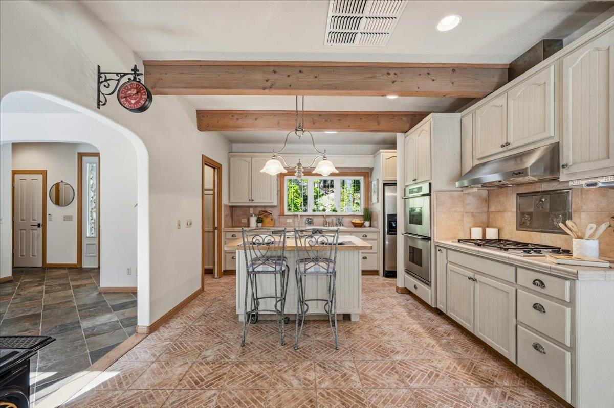 Nevada City, California, 95959, United States, 3 Bedrooms Bedrooms, ,3 BathroomsBathrooms,Residential,Active,2043425