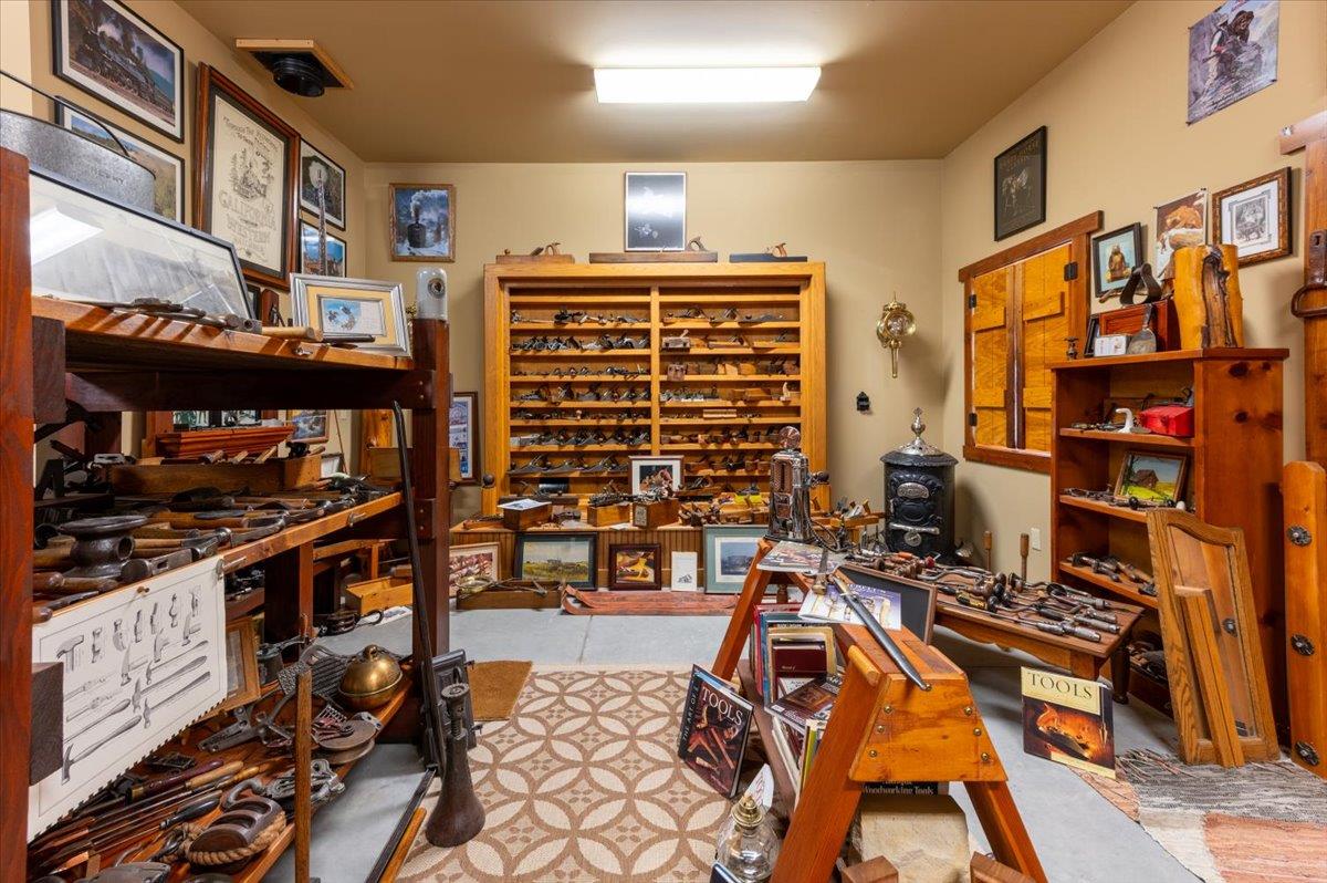 Nevada City, California, 95959, United States, 4 Bedrooms Bedrooms, ,4 BathroomsBathrooms,Residential,Active,1919076