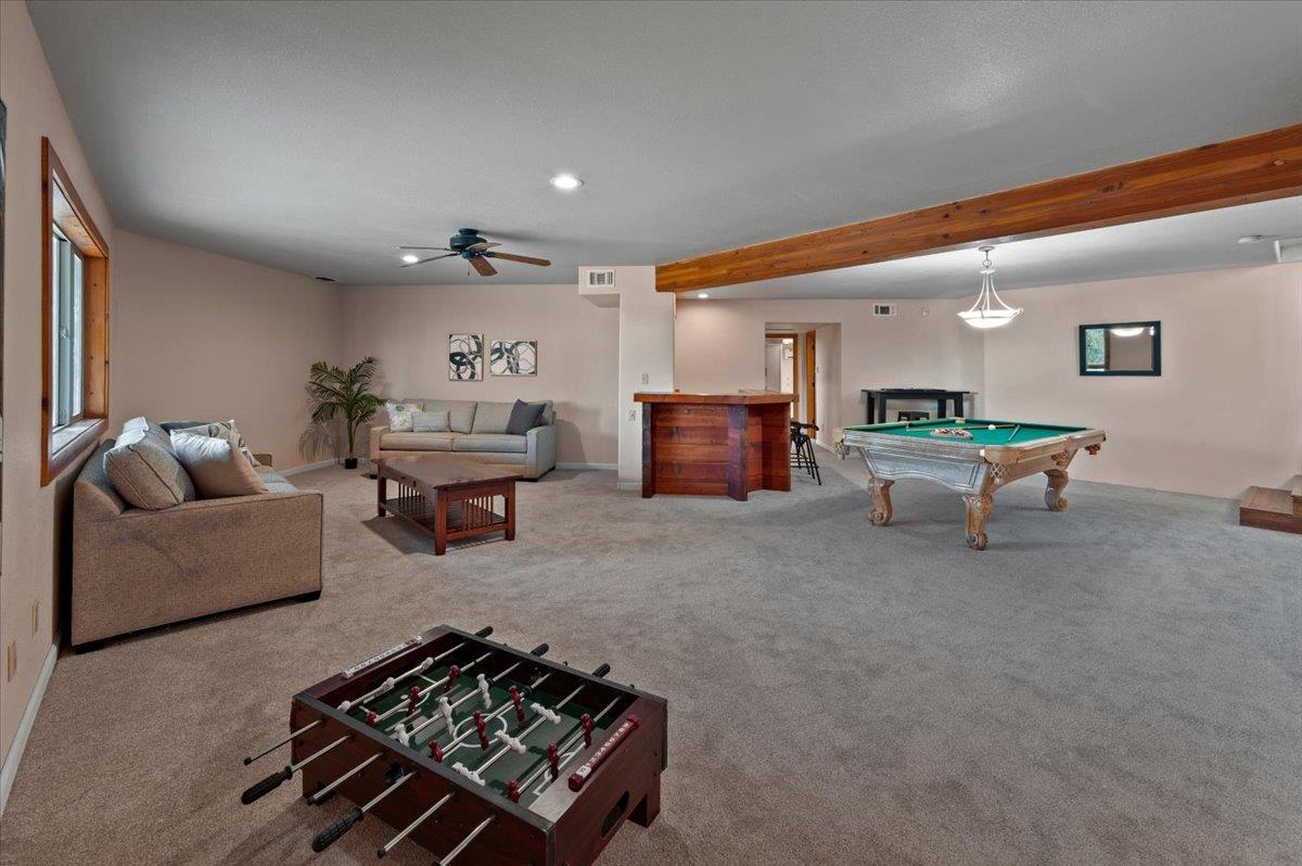 Penn Valley, California, 95946, United States, 4 Bedrooms Bedrooms, ,5 BathroomsBathrooms,Residential,Active,1941359