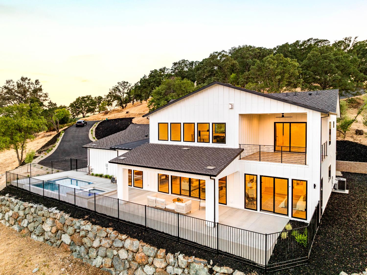 Loomis, California, 95650, United States, 5 Bedrooms Bedrooms, ,4 BathroomsBathrooms,Residential,Active,1959535