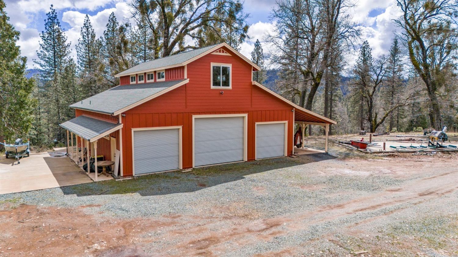 Pollock Pines, California, 95726, United States, 4 Bedrooms Bedrooms, ,3 BathroomsBathrooms,Residential,Active,1880012