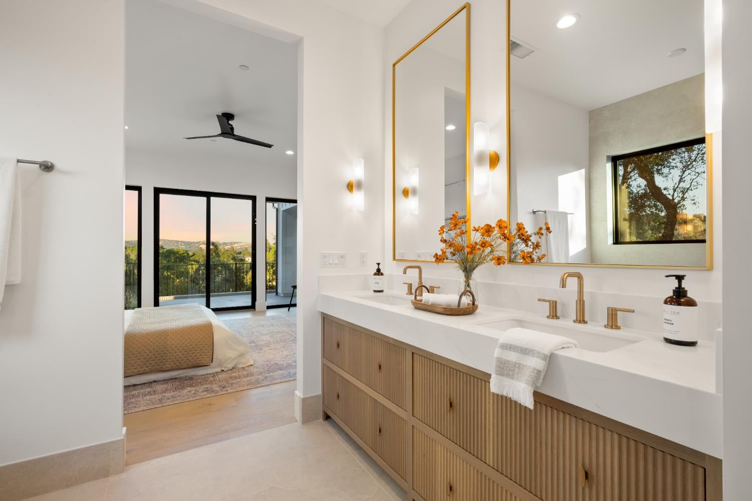 Loomis, California, 95650, United States, 5 Bedrooms Bedrooms, ,4 BathroomsBathrooms,Residential,Active,1959535