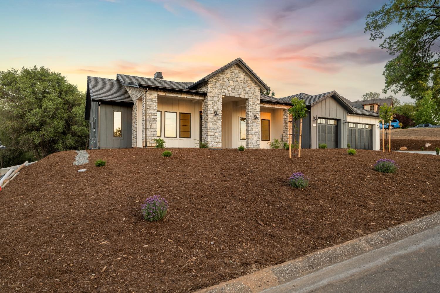Auburn, California, 95602, United States, 4 Bedrooms Bedrooms, ,3 BathroomsBathrooms,Residential,Active,1943769