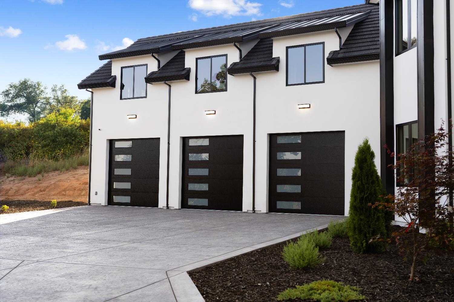 Newcastle, California, 95658, United States, 5 Bedrooms Bedrooms, ,5 BathroomsBathrooms,Residential,Active,1989749