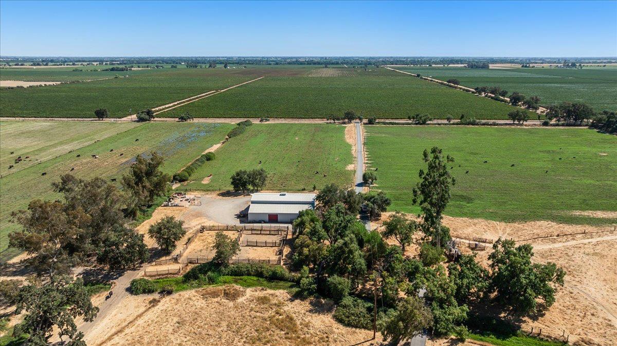 Galt, California, 95632, United States, 3 Bedrooms Bedrooms, ,3 BathroomsBathrooms,Residential,Active,1922295