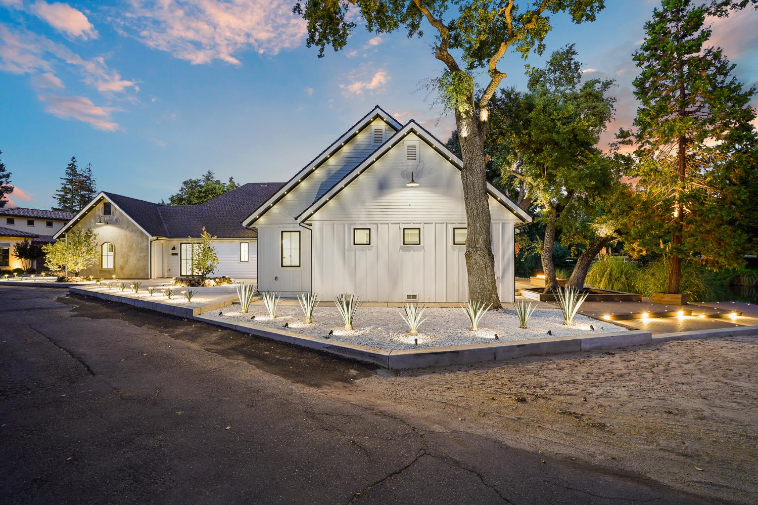 Stockton, California, 95207, United States, 4 Bedrooms Bedrooms, ,4 BathroomsBathrooms,Residential,Active,1899912