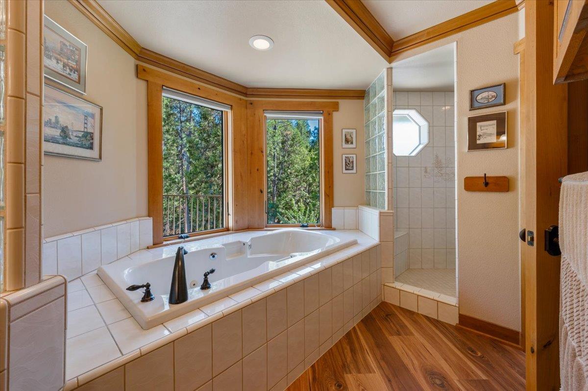 Nevada City, California, 95959, United States, 4 Bedrooms Bedrooms, ,4 BathroomsBathrooms,Residential,Active,1919076