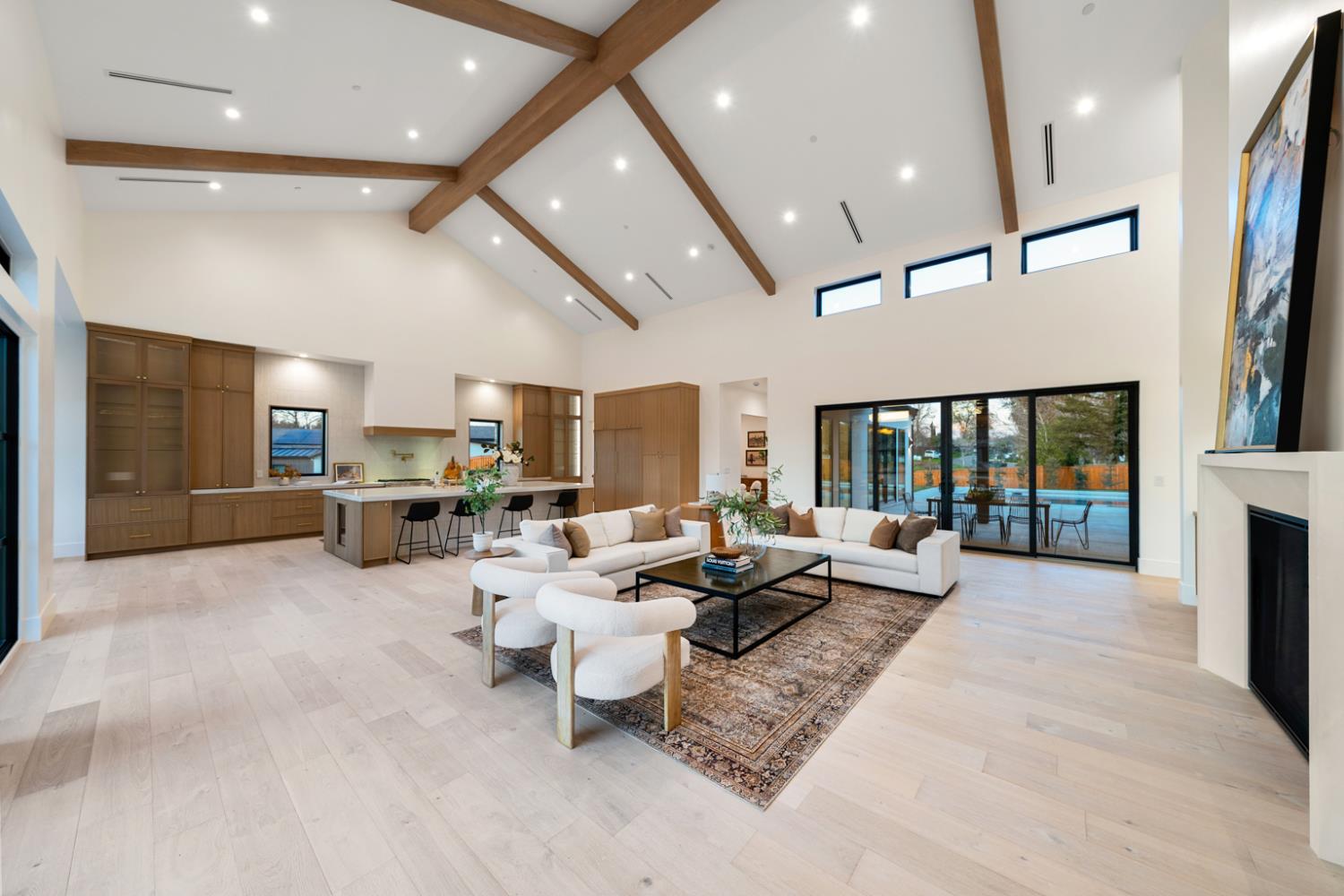 Loomis, California, 95650, United States, 4 Bedrooms Bedrooms, ,5 BathroomsBathrooms,Residential,Active,1893259