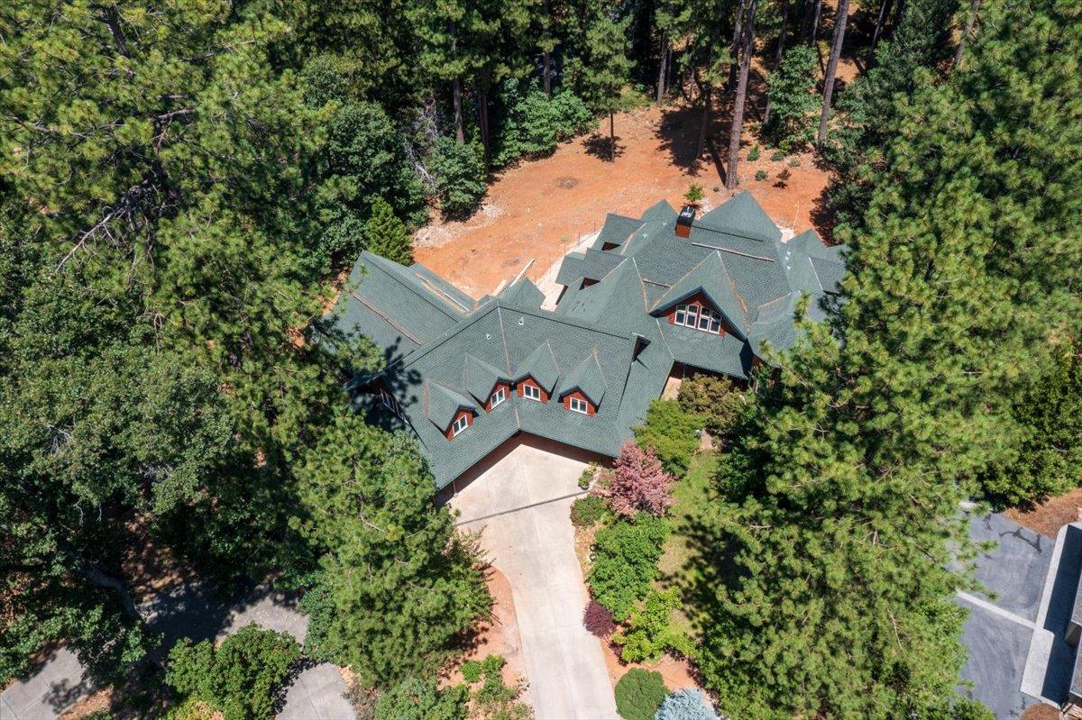 Nevada City, California, 95959, United States, 3 Bedrooms Bedrooms, ,4 BathroomsBathrooms,Residential,Active,1893237