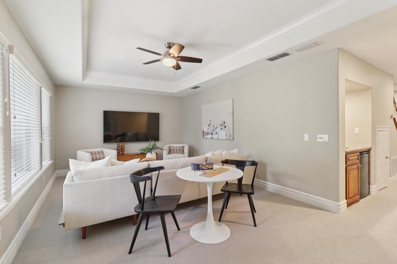 Carmichael, California, 95608, United States, 5 Bedrooms Bedrooms, ,5 BathroomsBathrooms,Residential,Active,1927677