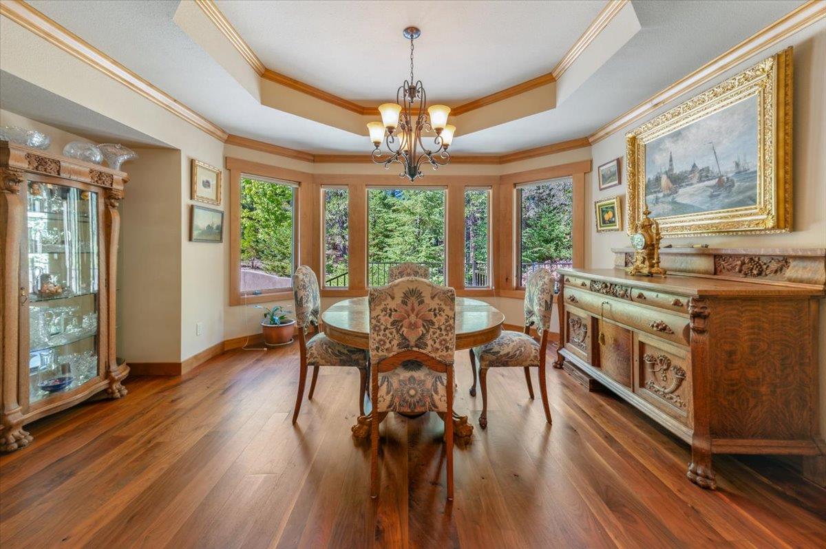 Nevada City, California, 95959, United States, 4 Bedrooms Bedrooms, ,4 BathroomsBathrooms,Residential,Active,2043131