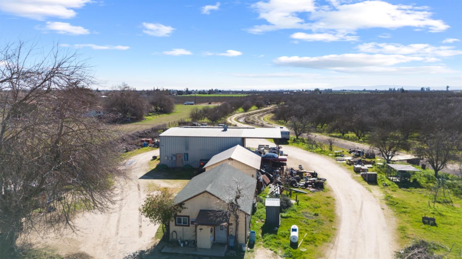 Livingston, California, 95334, United States, 4 Bedrooms Bedrooms, ,2 BathroomsBathrooms,Residential,Active,1808327