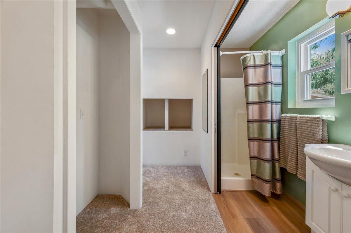 Nevada City, California, 95959, United States, 3 Bedrooms Bedrooms, ,4 BathroomsBathrooms,Residential,Active,1919387