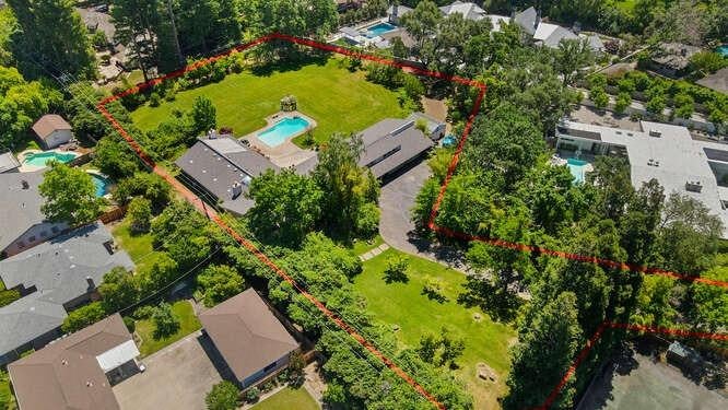 Sacramento, California, 95864, United States, 4 Bedrooms Bedrooms, ,3 BathroomsBathrooms,Residential,Active,1808144