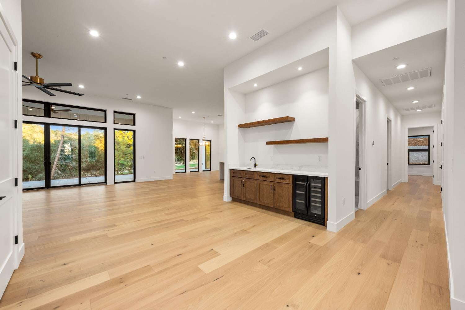 Auburn, California, 95602, United States, 4 Bedrooms Bedrooms, ,3 BathroomsBathrooms,Residential,Active,2003545