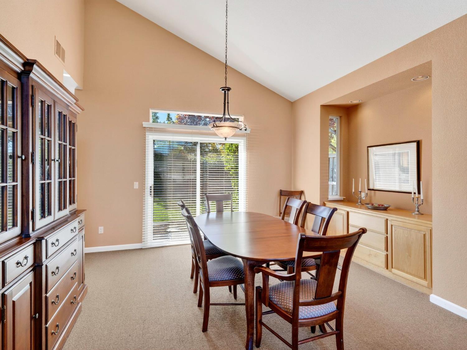 Davis, California, 95616, United States, 4 Bedrooms Bedrooms, ,3 BathroomsBathrooms,Residential,Active,1968416