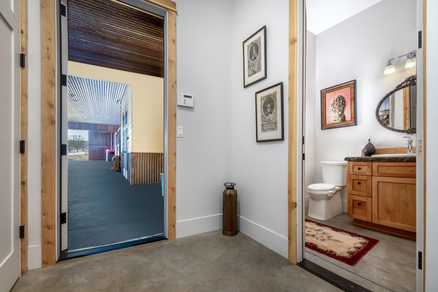 Smartsville, California, 95977, United States, 1 Bedroom Bedrooms, ,3 BathroomsBathrooms,Residential,Active,1952299