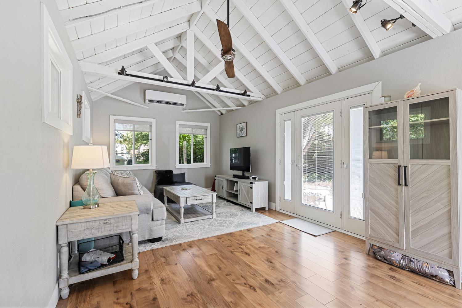 Loomis, California, 95650, United States, 3 Bedrooms Bedrooms, ,2 BathroomsBathrooms,Residential,Pending,1922290