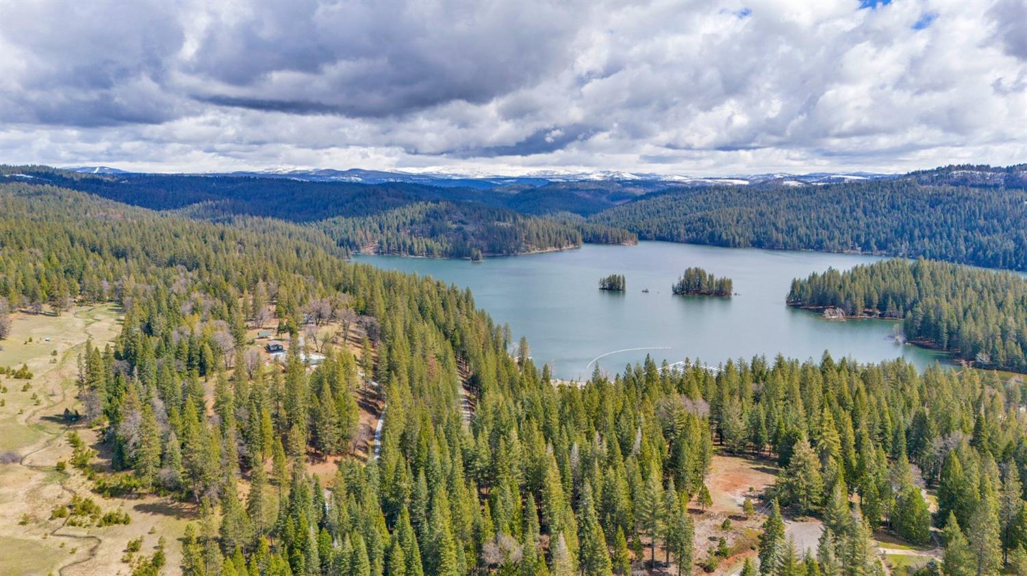 Pollock Pines, California, 95726, United States, 4 Bedrooms Bedrooms, ,3 BathroomsBathrooms,Residential,Active,1880012