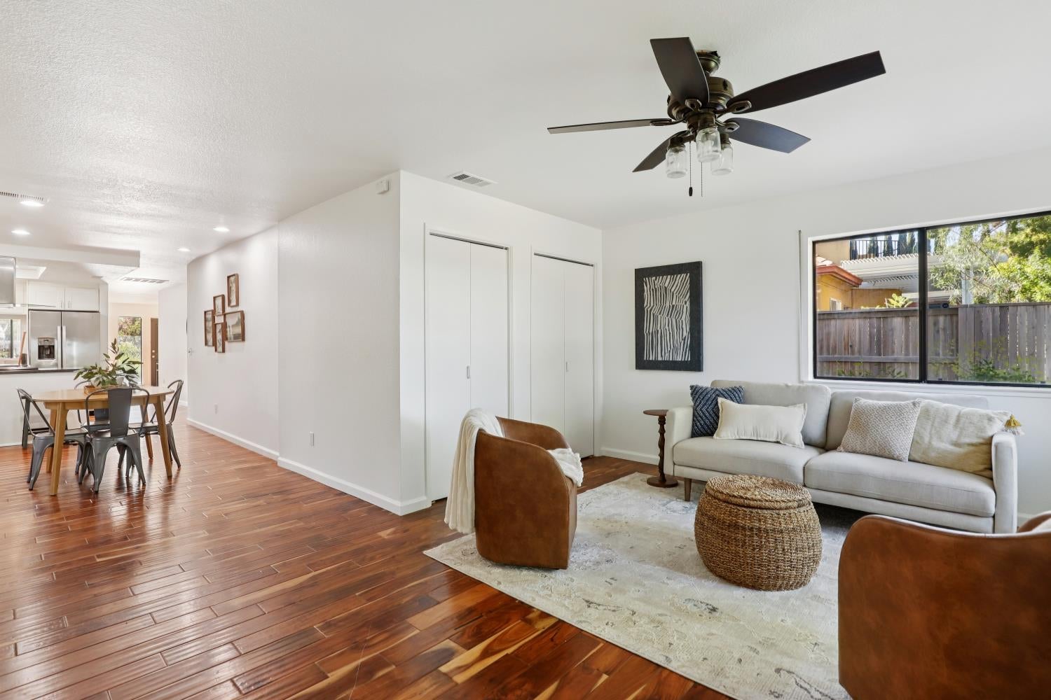 Davis, California, 95616, United States, 3 Bedrooms Bedrooms, ,3 BathroomsBathrooms,Residential,Active,1922309