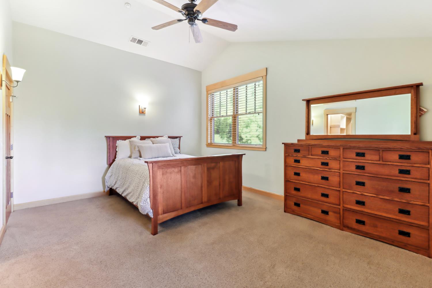Davis, California, 95616, United States, ,5 BathroomsBathrooms,Residential,Active,1843441