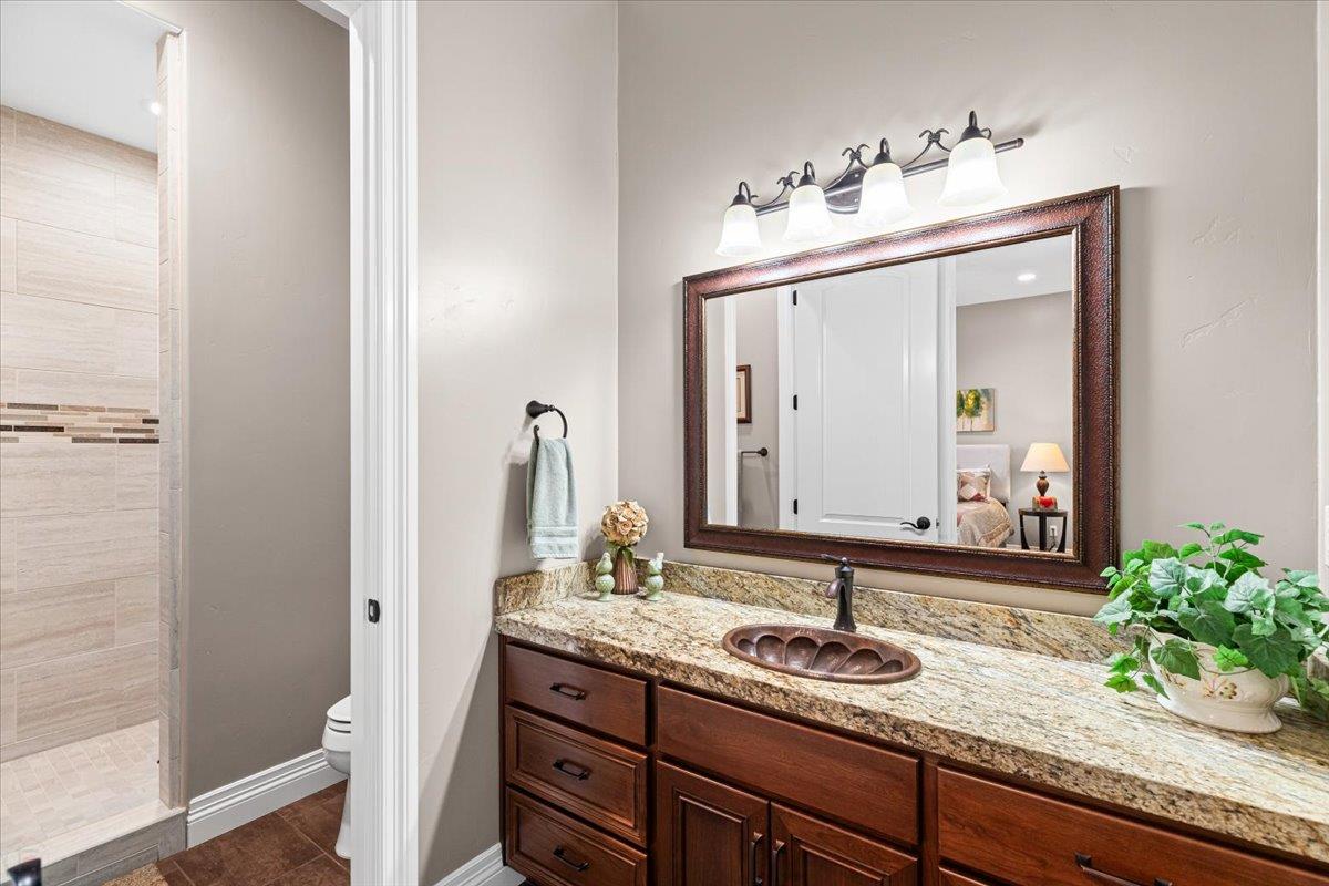 Copperopolis, California, 95228, United States, 4 Bedrooms Bedrooms, ,3 BathroomsBathrooms,Residential,Active,1953658