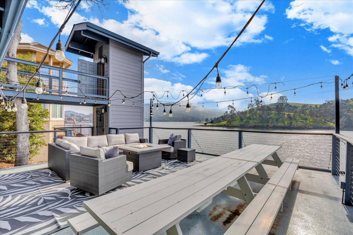 Copperopolis, California, 95228, United States, 4 Bedrooms Bedrooms, ,5 BathroomsBathrooms,Residential,Active,2014922