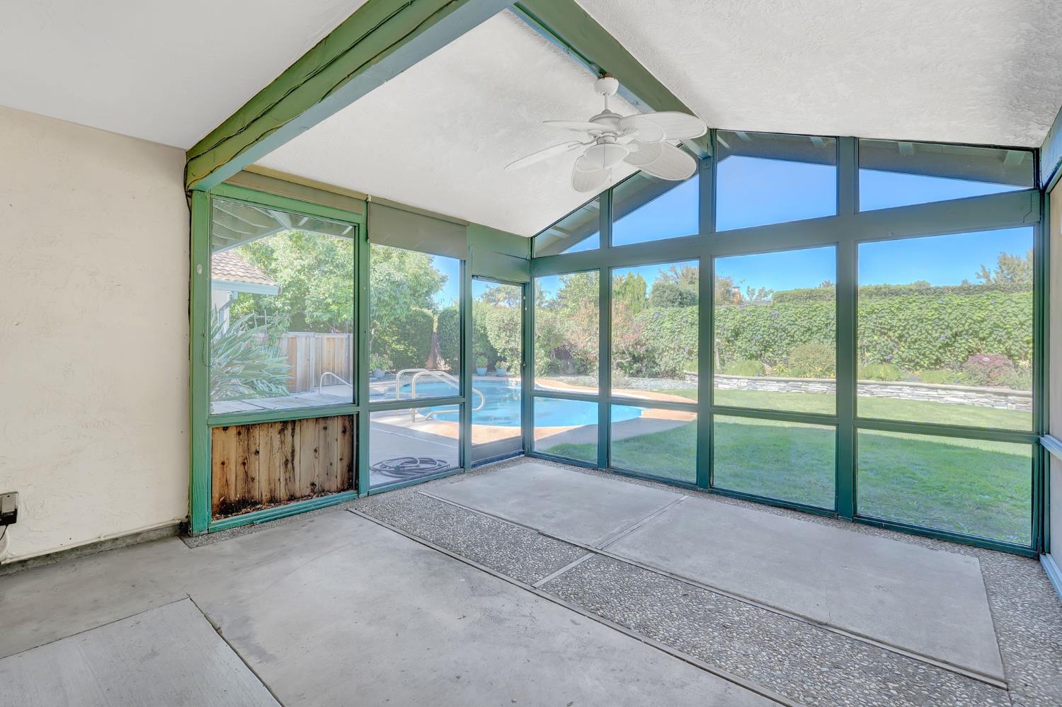 Davis, California, 95618, United States, 5 Bedrooms Bedrooms, ,4 BathroomsBathrooms,Residential,Active,1960157