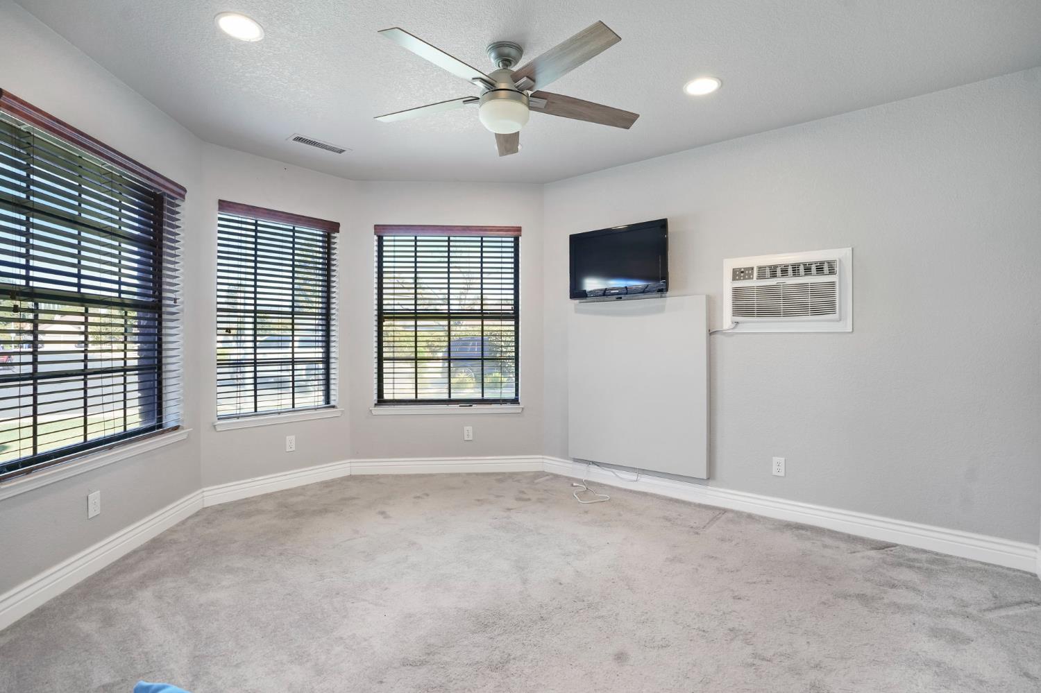 Modesto, California, 95356, United States, 4 Bedrooms Bedrooms, ,4 BathroomsBathrooms,Residential,Active,2045551