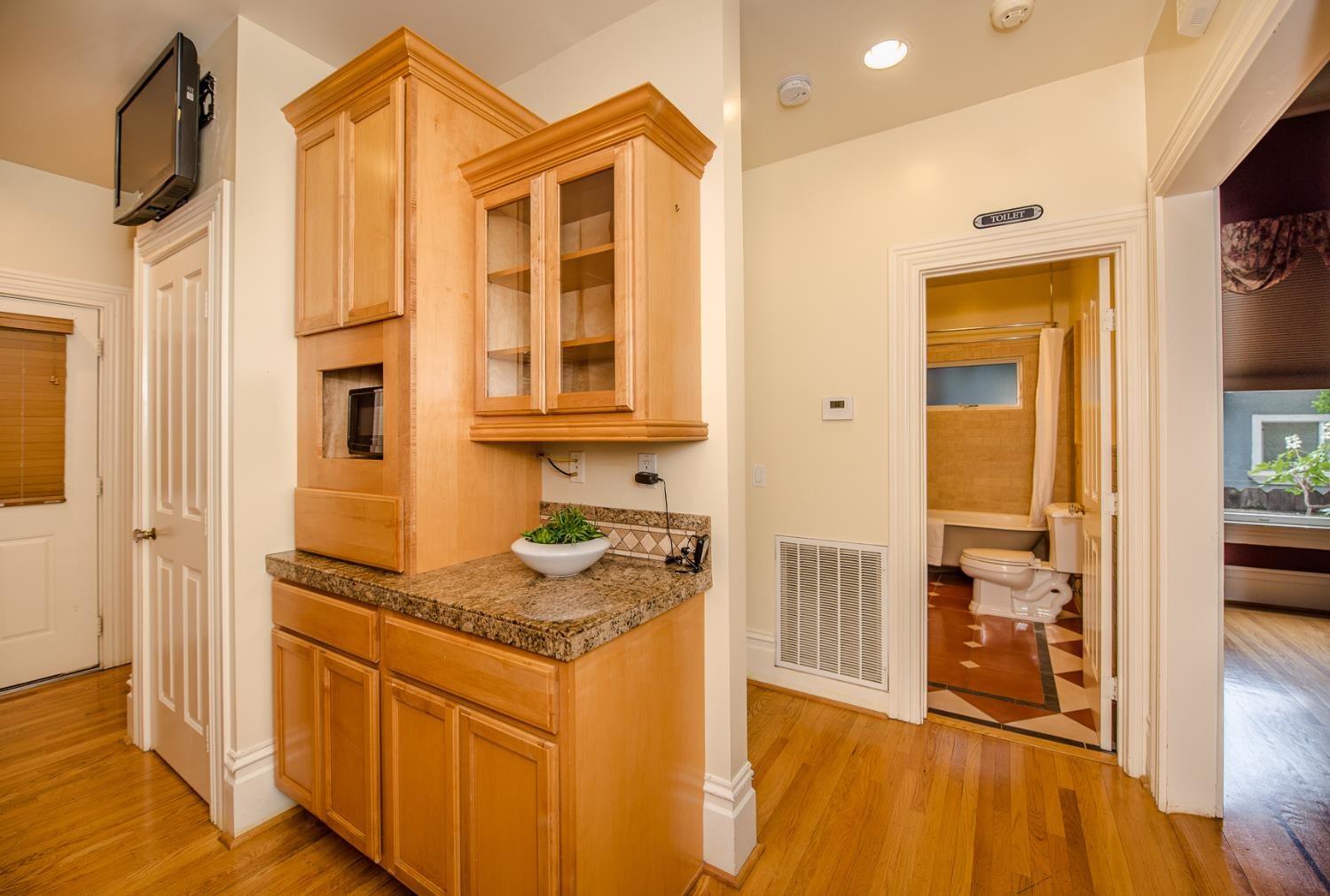 Woodland, California, 95695, United States, 5 Bedrooms Bedrooms, ,4 BathroomsBathrooms,Residential,Active,1843839