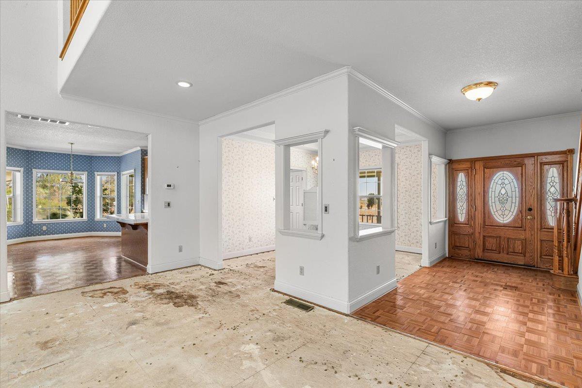 Galt, California, 95632, United States, 3 Bedrooms Bedrooms, ,3 BathroomsBathrooms,Residential,Active,1922295