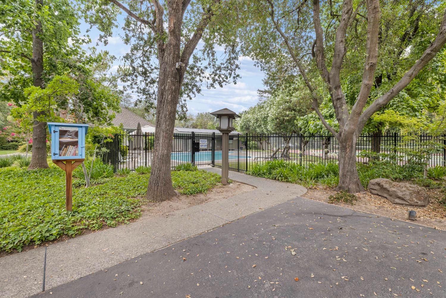 Carmichael, California, 95608, United States, 4 Bedrooms Bedrooms, ,3 BathroomsBathrooms,Residential,Active,2007341