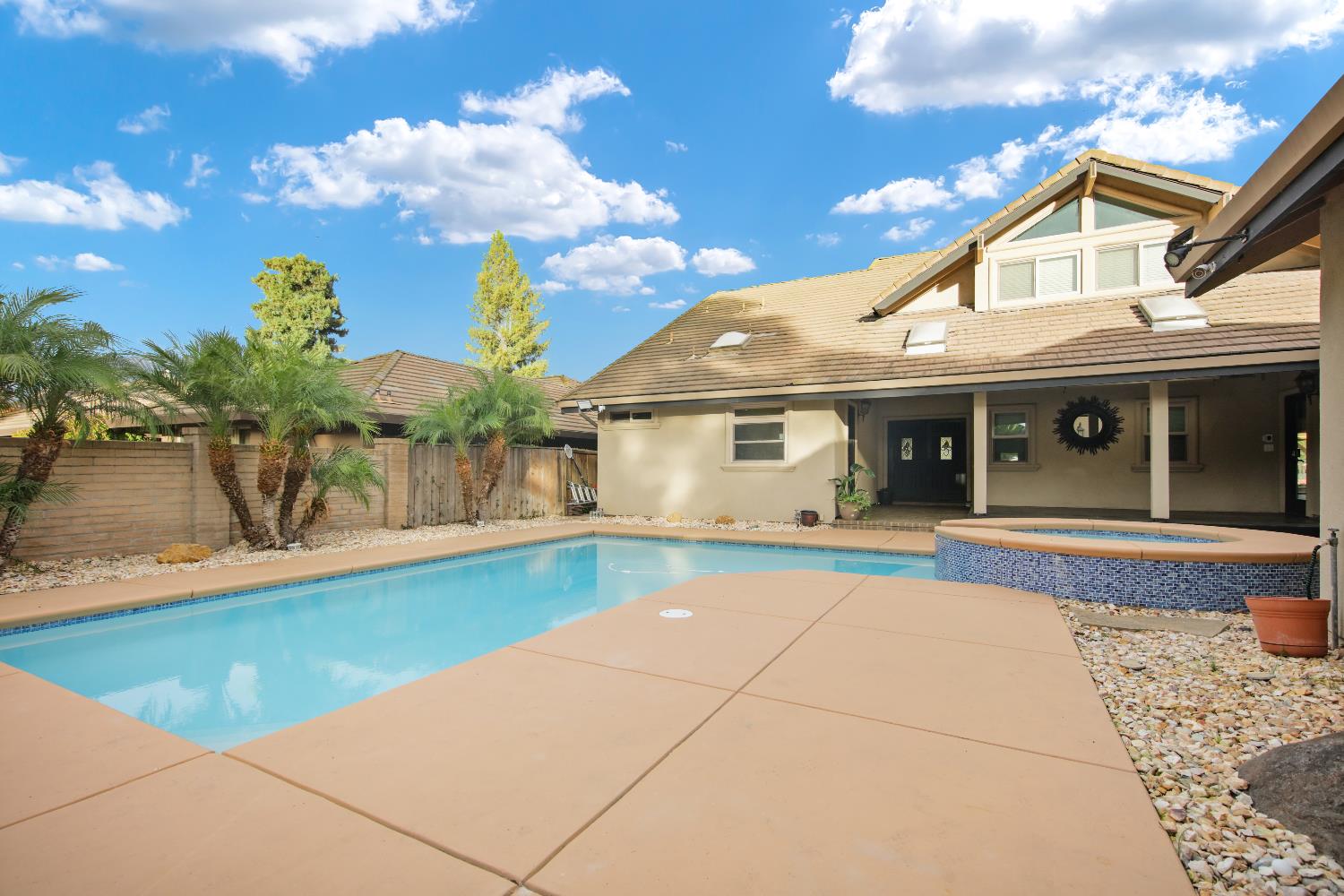 Stockton, California, 95219, United States, 4 Bedrooms Bedrooms, ,5 BathroomsBathrooms,Residential,Active,1970940