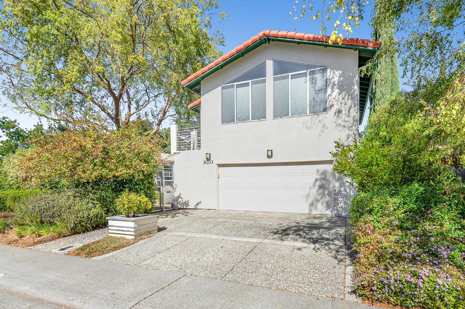 Davis, California, 95618, United States, 5 Bedrooms Bedrooms, ,4 BathroomsBathrooms,Residential,Active,1960157