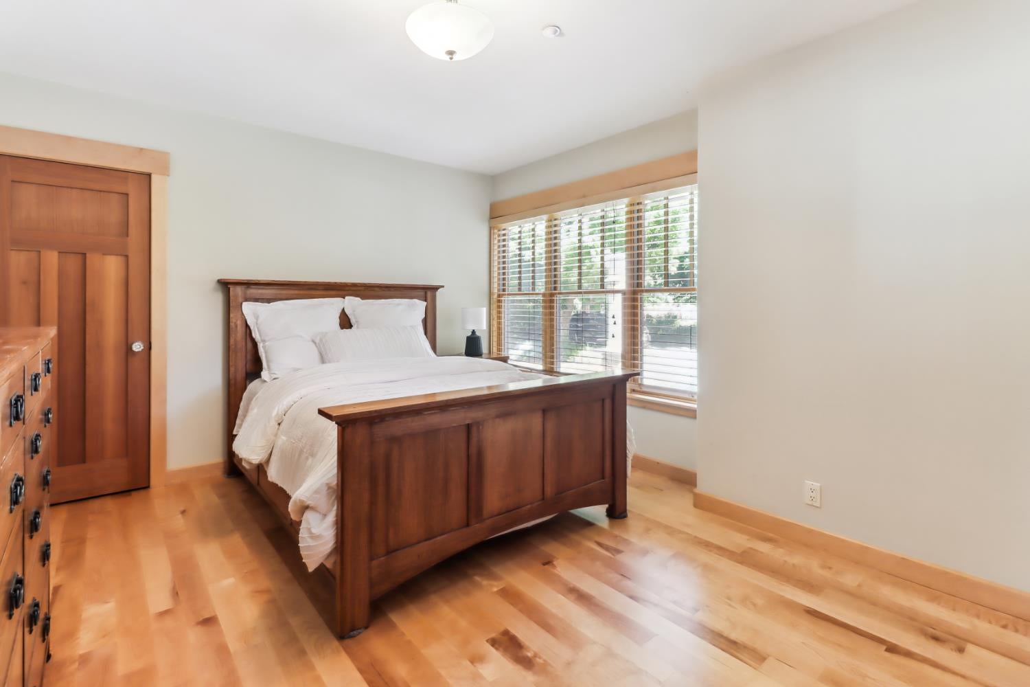 Davis, California, 95616, United States, ,5 BathroomsBathrooms,Residential,Active,1843441
