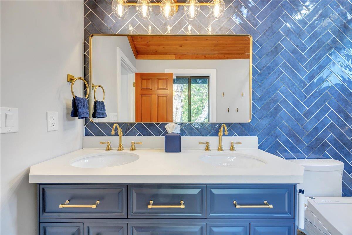 Copperopolis, California, 95228, United States, 4 Bedrooms Bedrooms, ,5 BathroomsBathrooms,Residential,Active,2014922