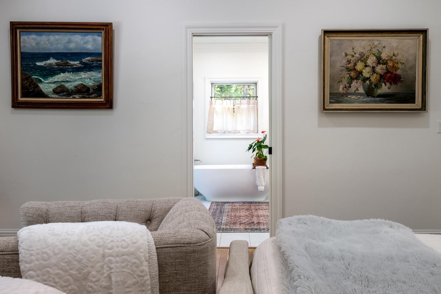 Nevada City, California, 95959, United States, 4 Bedrooms Bedrooms, ,5 BathroomsBathrooms,Residential,Active,1808164